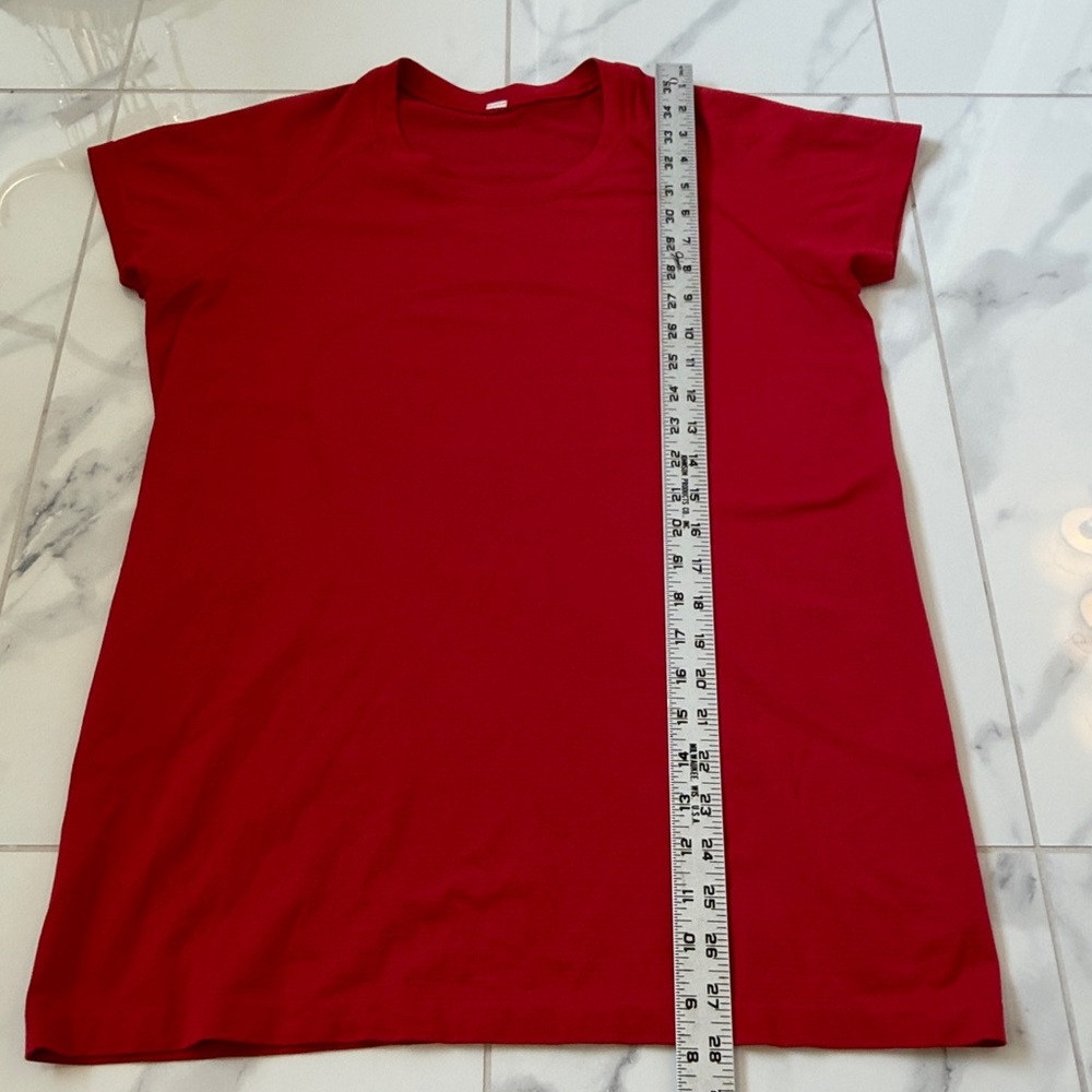 Lululemon Swiftly Relaxed Short Sleeve Shirt
Dark Red Women’s Size 12 - Picture 11 of 13